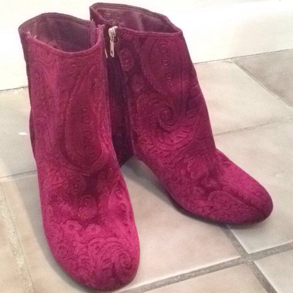 Magenta Crushed Velvet Ankle Boots - Picture 1 of 4